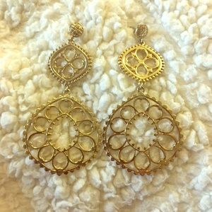Stella & Dot gold chandelier earrings✨